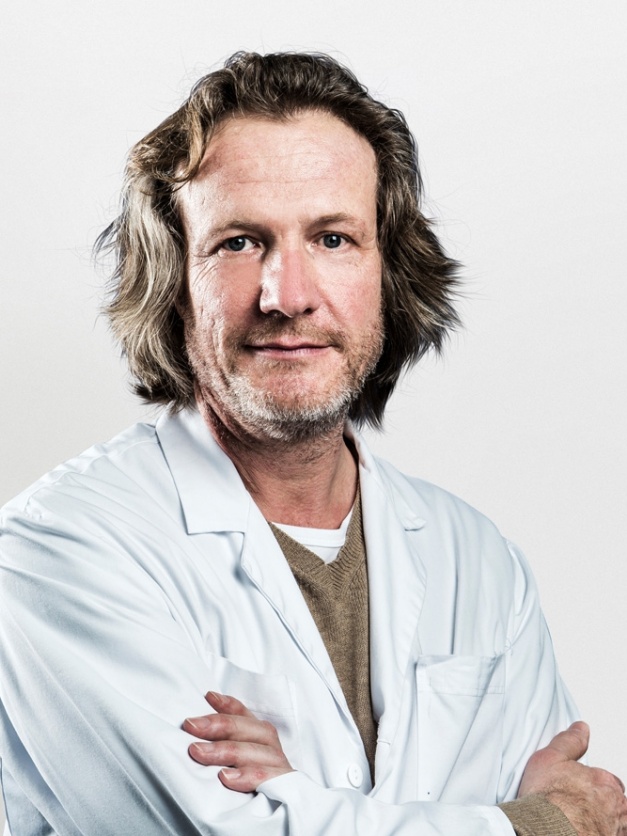 Dr. med.  Theo Rieder