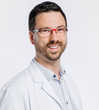 Dr. med. Erich Adrian Schröder