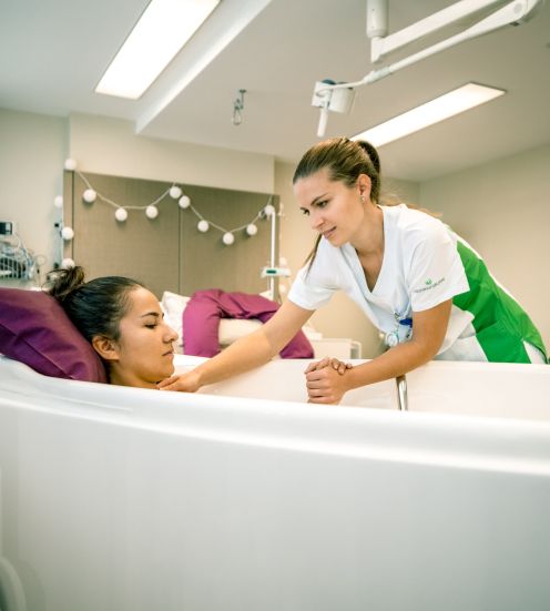 Das Frauenzentrum Bern entwickelt die Hebammen-geleitete Geburt mit PROMs weiter