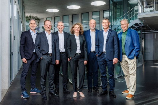Die designierten und die bisherigen Mitglieder des Verwaltungsrates der Lindenhofgruppe: v.l. Andreas Kappeler, Dr. iur. Christoph Zimmerli, Urs Baumberger, Marion Thalmann, Dr. med. Meinrad Lienert, Andreas Schafer (VRP), PD Dr. med. Peter Reber