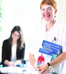 Wiedereinstieg in die Akutpflege: «Mir zog es bereits nach wenigen Kurstagen den Ärmel rein»