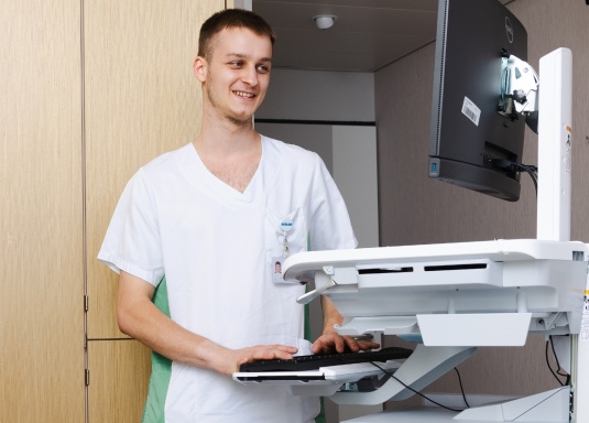 Assistent/-in Gesundheit und Soziales (AGS) EBA Assistent/-in Gesundheit und Soziales (AGS) EBA